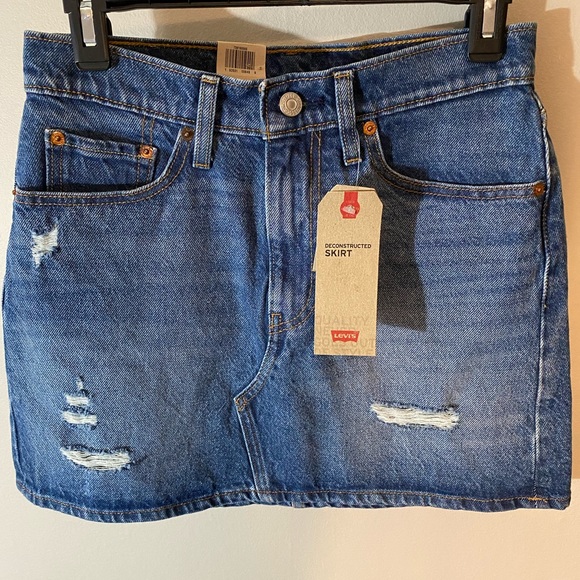 NWT Levi’s Deconstructed Jean Skirt Sz 4 - Picture 2 of 10